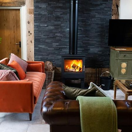 The Cart House - Beautiful Contemporary Barn - Hot Tub Leilighet Bridgnorth Eksteriør bilde
